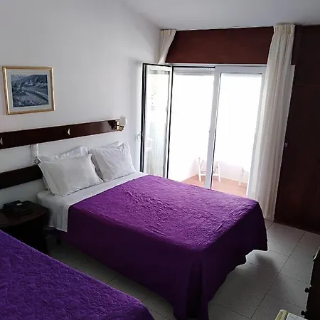 Velha Hotel 2*