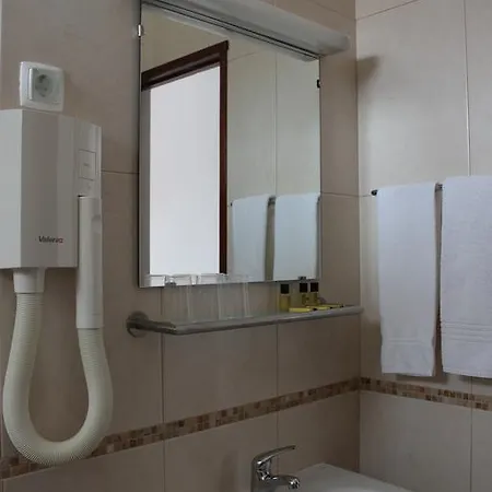 Velha 2* Lagos