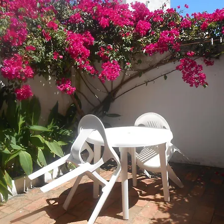 Velha Hotel Lagos