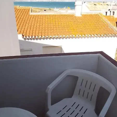 Velha 2*