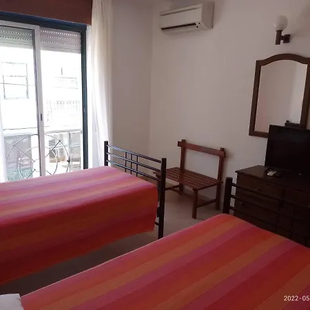 Velha Hotel 2*