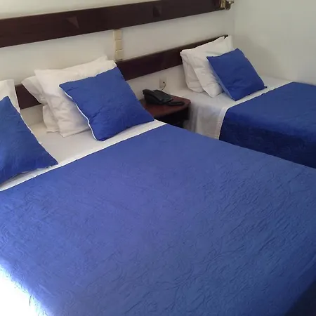 Hotel Velha 2*