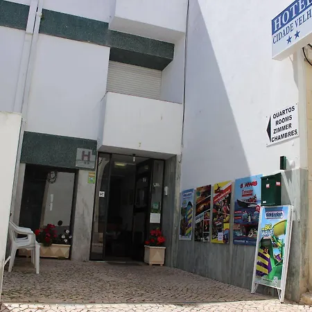Velha 2* Lagos